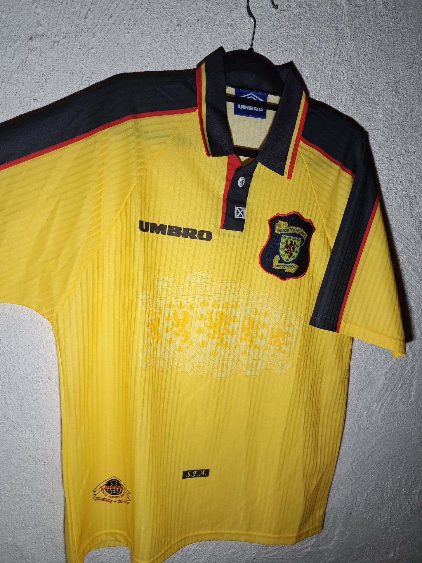 Scotland 1996-1999 away shirt (L)