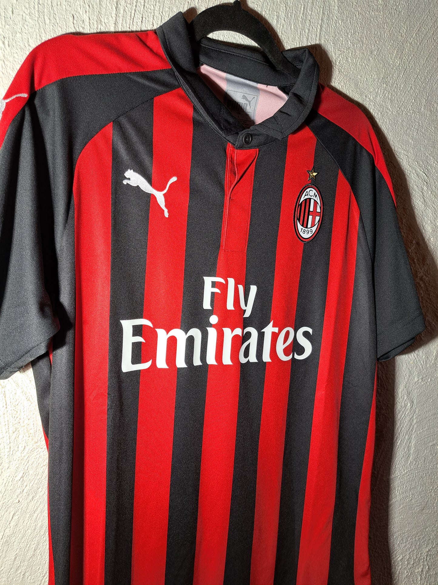 AC Milan 2018-2019 home shirt (L)