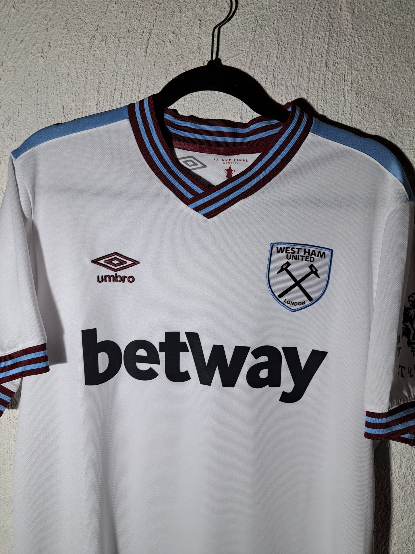 West Ham United 2019-2020 away shirt (L)